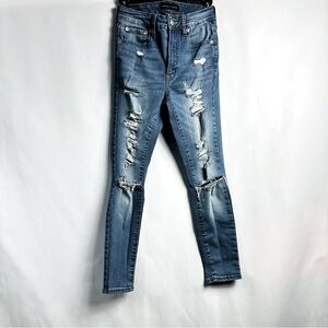 Aéropostale Sz 4 Short Medium Wash Denim Distressed Super High Rise Jeggings